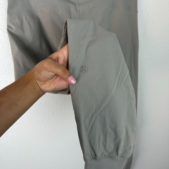Lululemon Dance Studio Mid-Rise Jogger Full Length 12 Athleisure Athletic - Picture 8 of 9